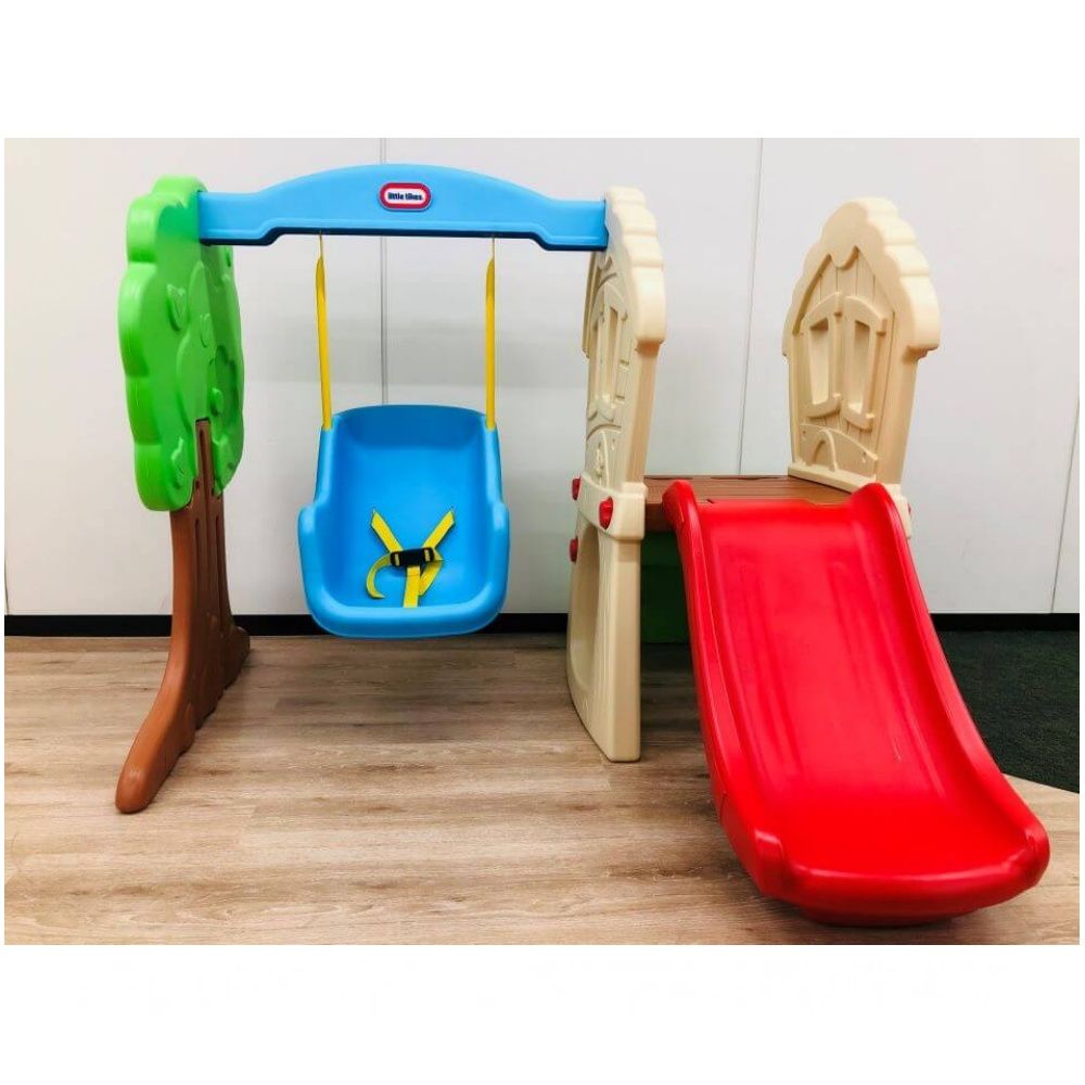 Playground Árvore com Balanço