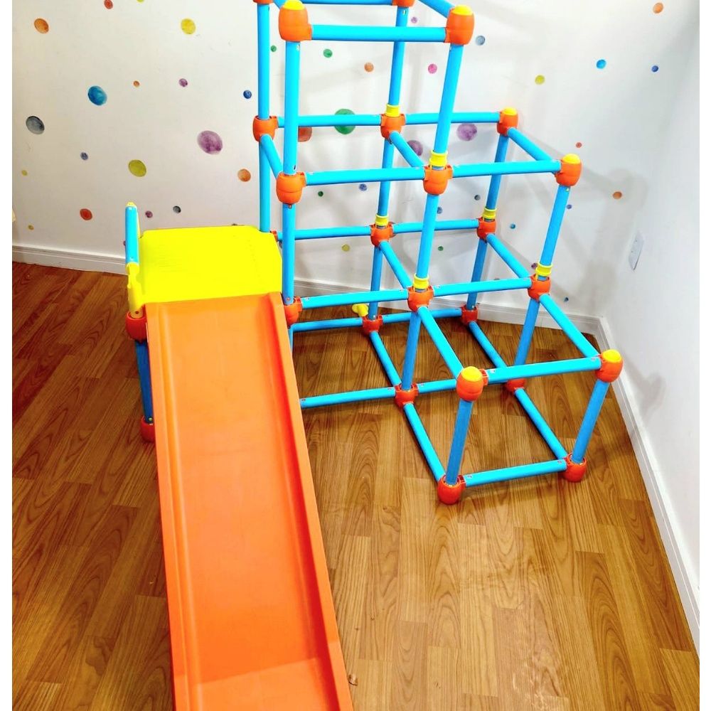 Playground Everest
