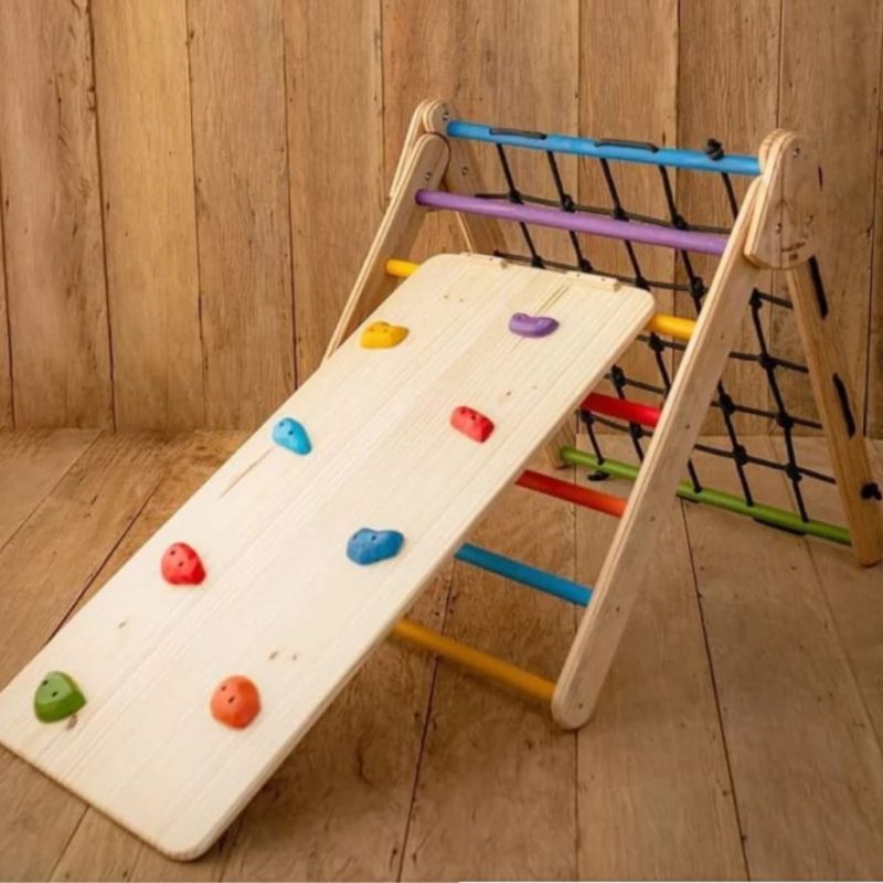 Triângulo Pikler com rampa